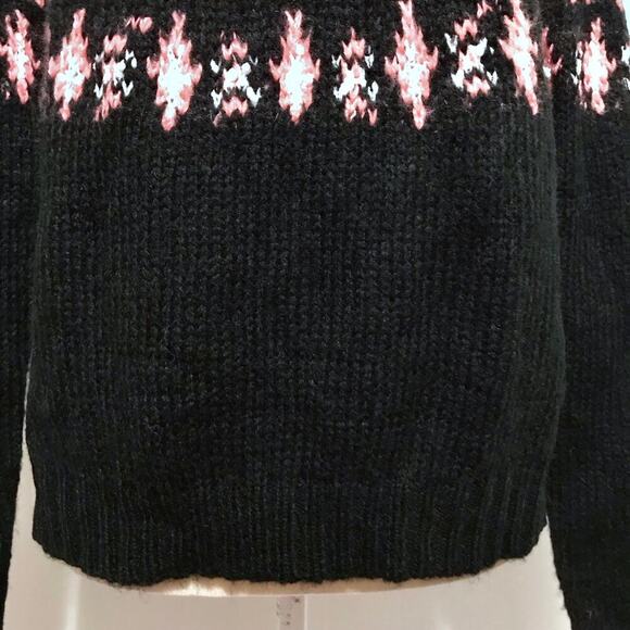 Hooked Up NWT Knit Sweater Juniors M - Picture 4 of 9
